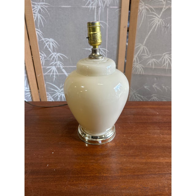 Ceramic Vintage White Ceramic Table Lamp With Silver Base For Sale - Image 7 of 8
