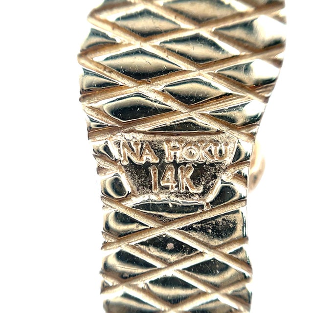 Ha Hoku 14k Yellow Gold Diamond Hawaiian Slippers Earrings, A Pair For Sale - Image 9 of 12