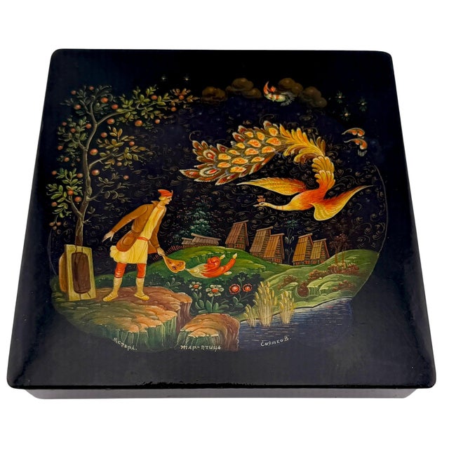 Soviet Mstyora Firebird Lacquer Box Signed by V. Snyatkov, circa 1980 Large Soviet Russian Mstyora lacquer box depicting...