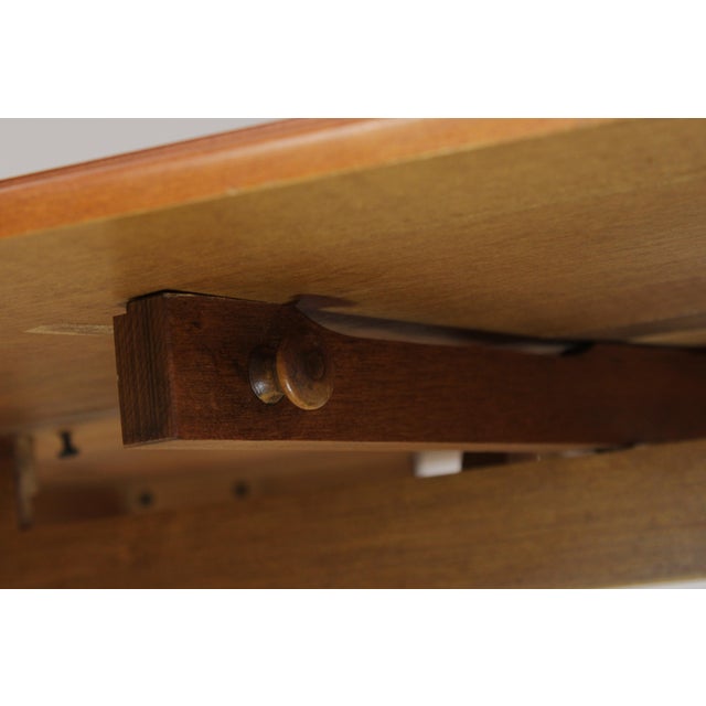Hitchcock Early American Maple Dropleaf Dining Table For Sale - Image 16 of 17