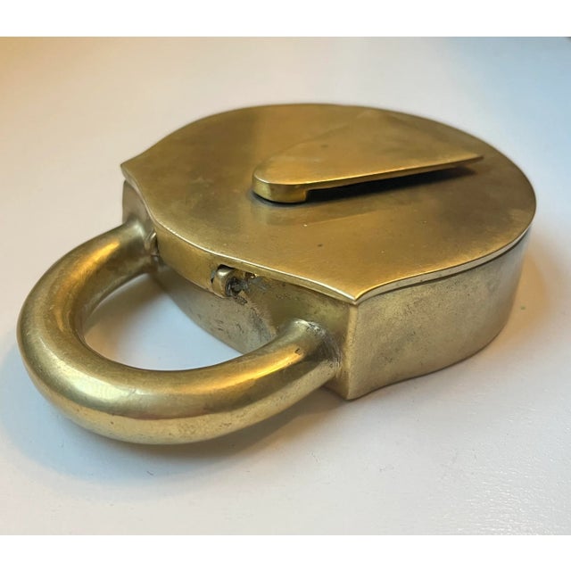 Mid 20th Century Virginia Metalcrafters Padlock Trinket Box For Sale In Cincinnati - Image 6 of 8