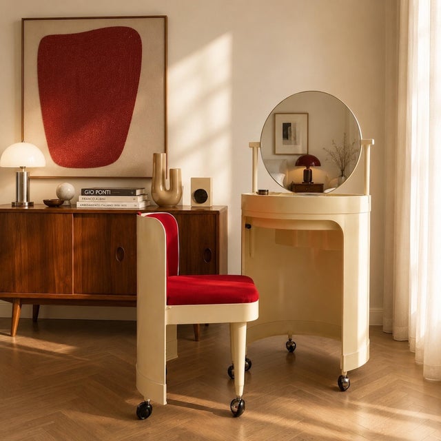 Silvi Dressing Table and Chair in Beige Plastic and Coral Red Upholstery from Fain Kastilia, 1970s, Set of 2 For Sale - Image 14 of 18