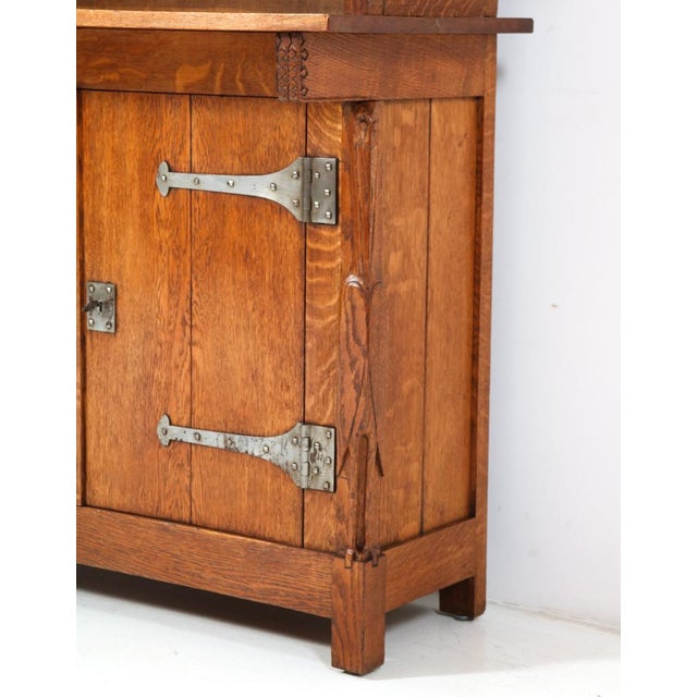 Arts & Crafts Two-Piece Bookcase in Oak by Alexander J. Kropholler, 1890s For Sale - Image 9 of 18