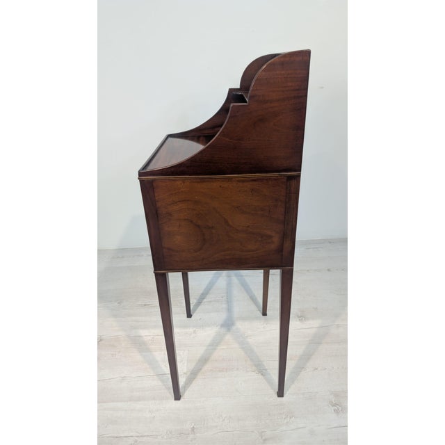 Antique Georgian Bedside Table in Mahogany with Marquetry For Sale - Image 15 of 18