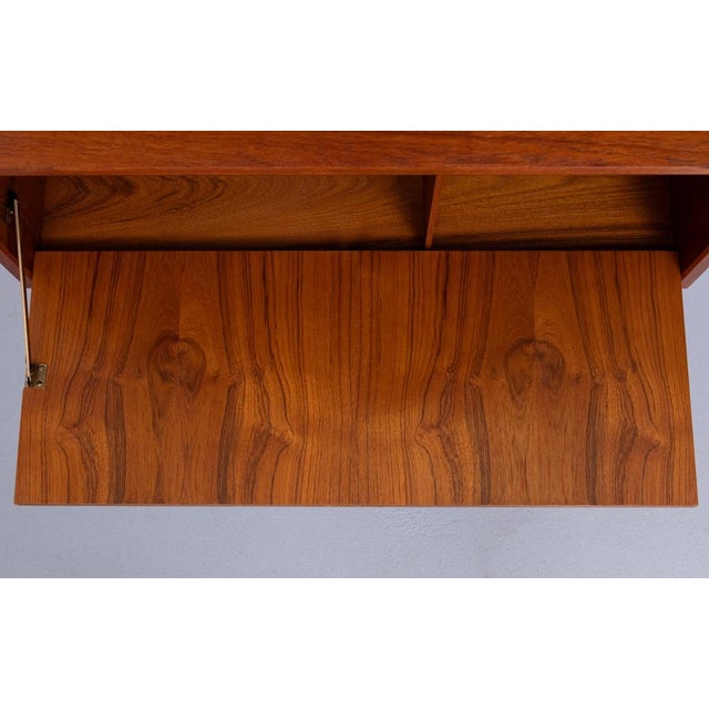 Vintage Free Standing Royal Wall System by Poul Cadovius for Cado, 1960s For Sale - Image 18 of 18