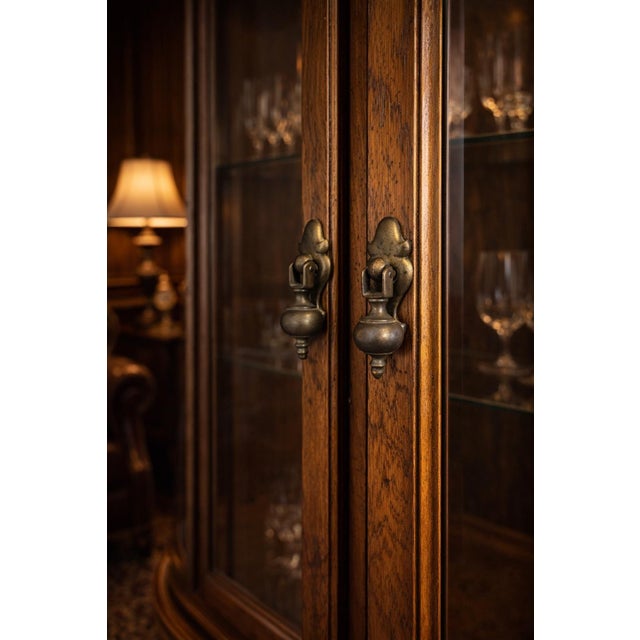 Wood Large Mid-20th Century Colonial Revival Oak China Cabinet With Curved Glass Display Ends & Interior Lighting — Two-Piece Hutch For Sale - Image 7 of 11