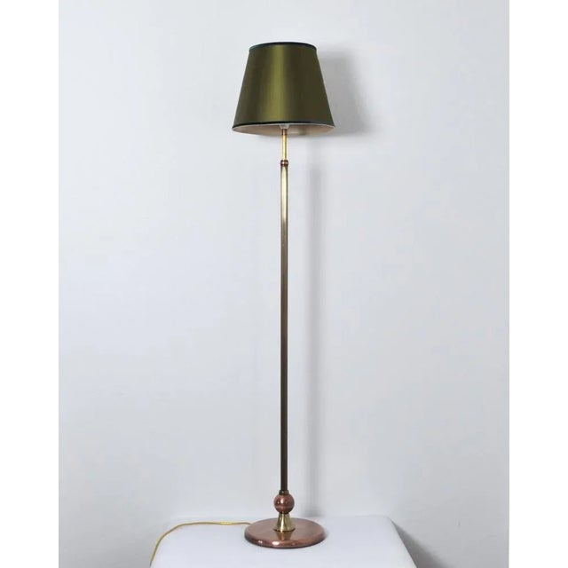 Copper Art Deco Floor Lamp in Brass and Copper For Sale - Image 8 of 8