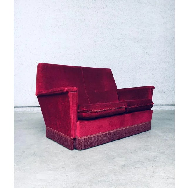 Hollywood Regency Style Fuchsia Velvet 2-Seat Sofa with Fringe, 1960s For Sale - Image 9 of 16