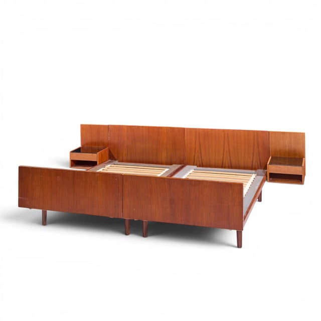 Mid-Century Modern Hans Wegner for Getama Mid Century Danish Teak King Platform Bed With Nightstand For Sale - Image 3 of 6