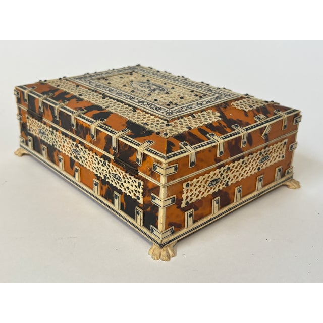 19th Century Anglo-Indian Jewelry Box With Elephant Motif Inlay For Sale - Image 12 of 18