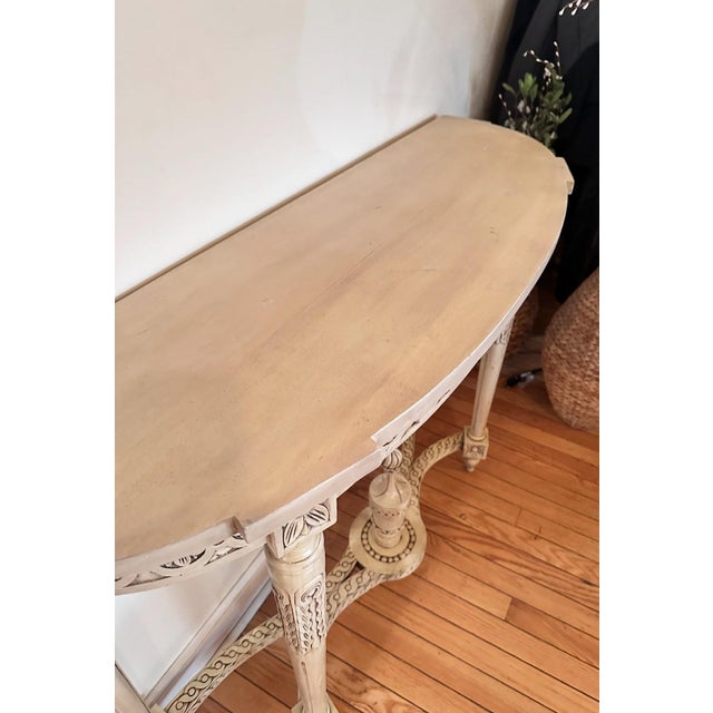 French Mid 18th Century French Louis XVI Demilune Half MoonConsole Table For Sale - Image 3 of 3