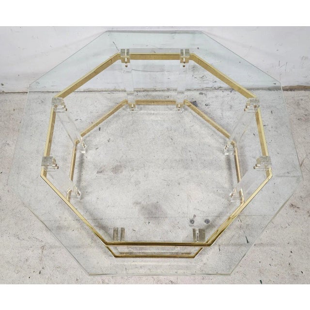 Charles Hollis Jones Lucite Coffee Table 24 Karat Gold Plated Charles Hollis Jones Style For Sale - Image 4 of 6