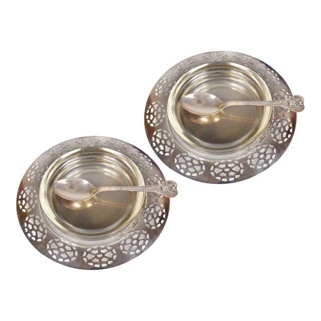 Mid 20th Century Victorian Oneida Silverplate Caviar Jam Jelly Serving Plate Dish With Glass Insert & Spoons- 2 Pieces For Sale