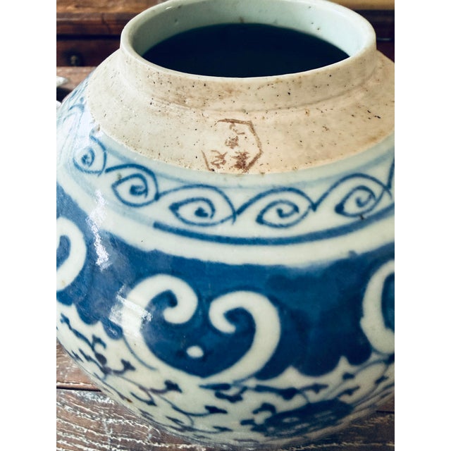 Blue Antique Chinese Blue & White Ginger Jar – Late 19th/Early 20th Century For Sale - Image 8 of 11