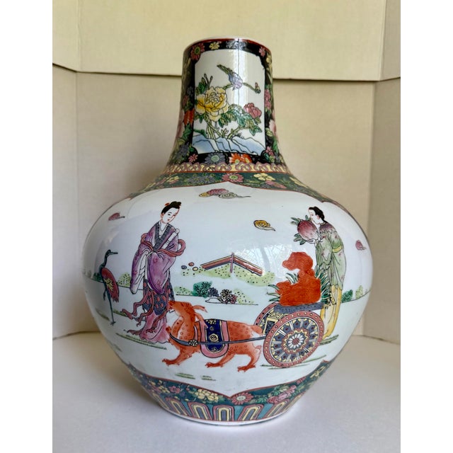 Vintage Chinese Porcelain Vase With Court Figures and Auspicious Motifs For Sale - Image 4 of 12