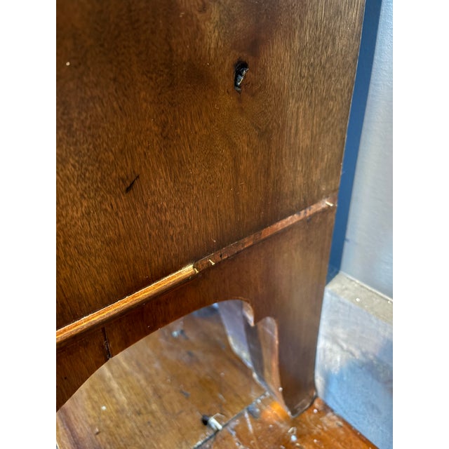 Late 18th Century American Hepplewhite Chest of Drawers For Sale - Image 9 of 9