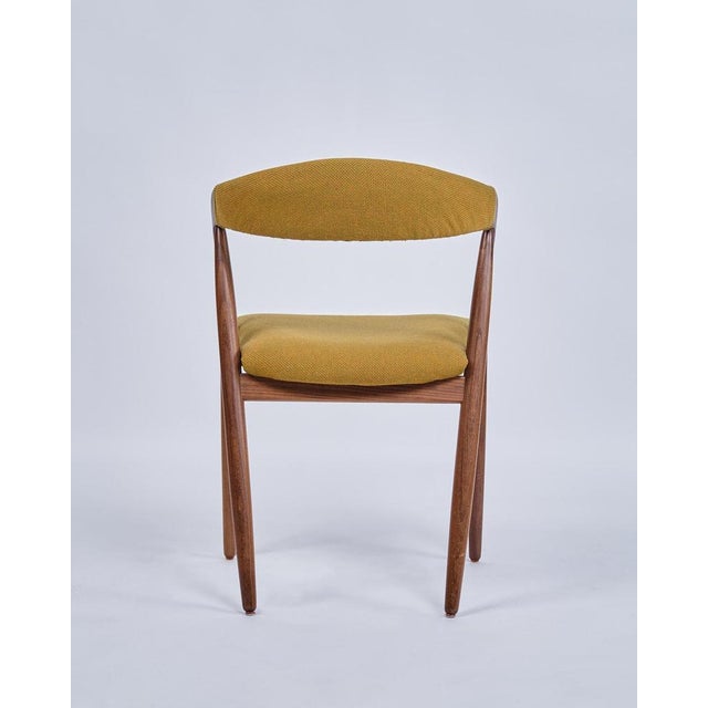 Vintage Model 31 Dining Chairs in Teak by Kai Kristiansen, 1960s, Set of 6 For Sale - Image 4 of 10