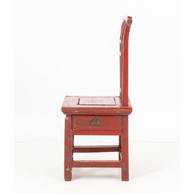 Chinese Red Lacquered Bride's Chair For Sale In New York - Image 6 of 8