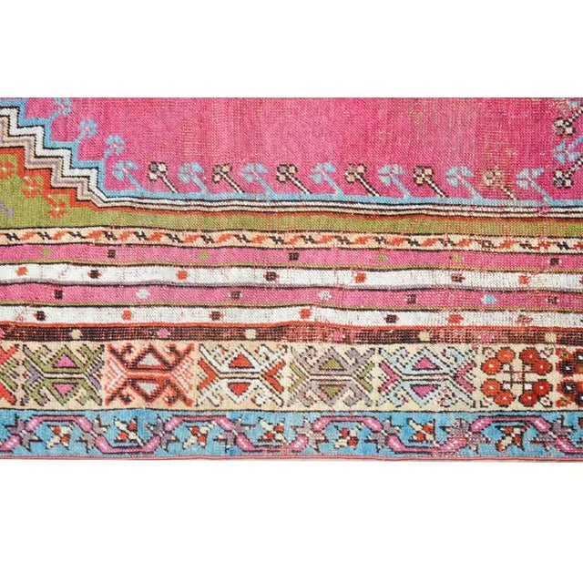 Early 20th Century Turkish Konya Prayer Rug For Sale In Chicago - Image 6 of 11