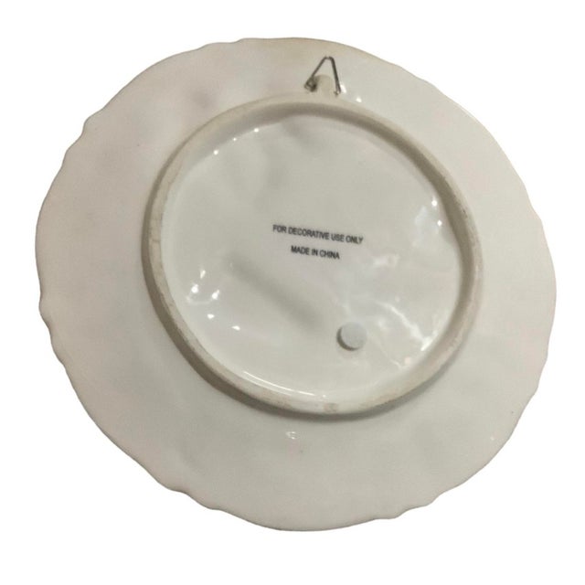 2000 - 2009 Vintage Trompe L’Oeil 3d Fruit / Cheese Grapes Plate For Sale - Image 5 of 7