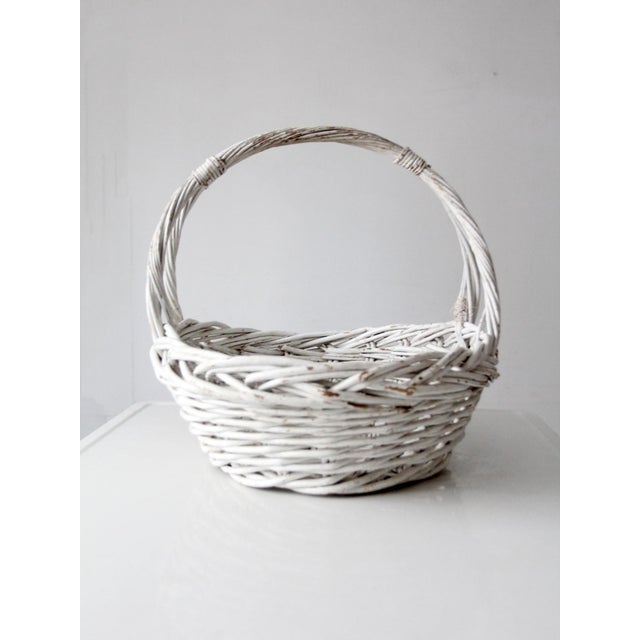 Mid 20th Century Vintage White Wicker Gathering Basket With Double Handles For Sale - Image 5 of 17