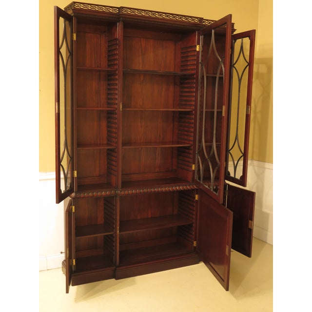 Kittinger Colonial Williamsburg Model Cw38 Mahogany Breakfront Chairish