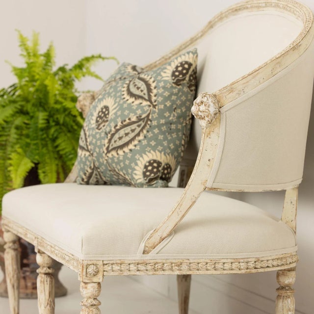 19th C. Swedish Gustavian Barrel Back Sofa With Lion Heads in Original Paint For Sale - Image 9 of 12