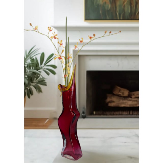 20 In. Tall Signed Young & Constantin Ruby Art Glass Hourglass Pulled Lip Vase For Sale In New York - Image 6 of 18