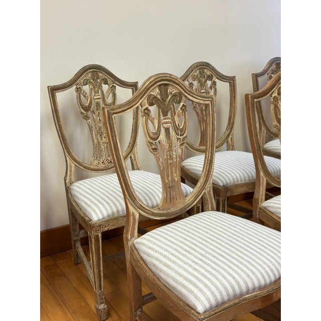 1940s Sheraton Dining Chairs- Set of 6 For Sale - Image 4 of 7