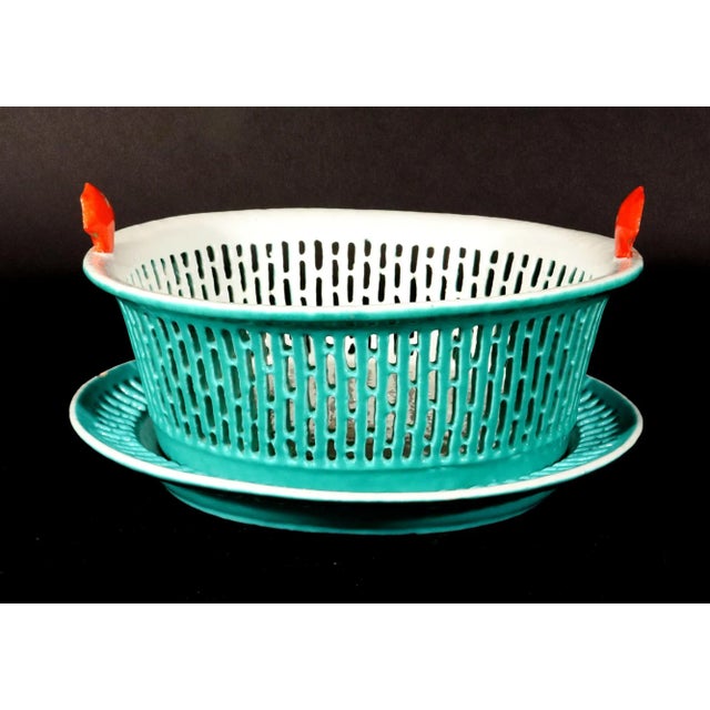 Late 18th Century Chinese Export Porcelain Rare Turquoise Fruit Baskets & Stands- a Pair For Sale - Image 5 of 8