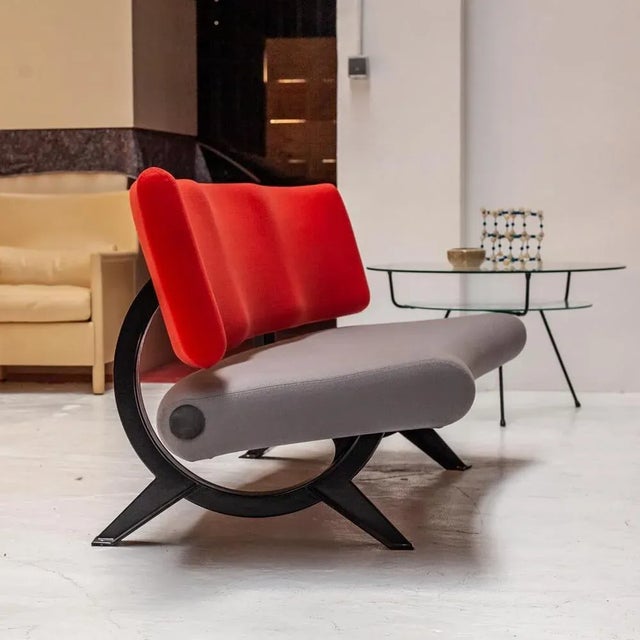 42 seat height, no arm rests. This sofa was originally probably fitted with armrests, which are no longer present. I have...