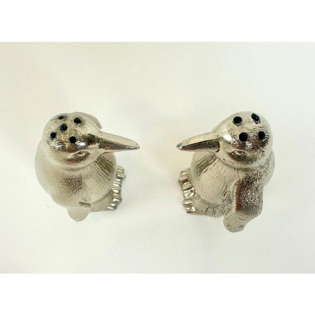 Mid-Century Modern Silver Plated Salt and Pepper Penguins, 1970s, Set of 2 For Sale - Image 3 of 8