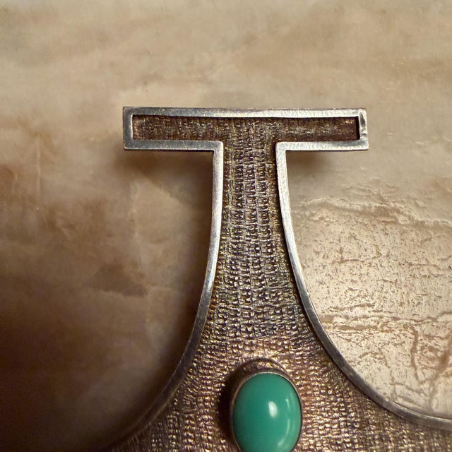 Sculpture Materials Vintage Modernist Kinetic Pendant Brooch Ecuadorian Oswaldo Guayasamín For Sale - Image 7 of 18