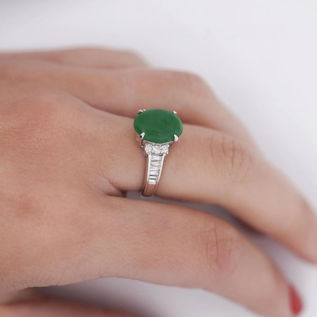 Certified 4.17 Carat Untreated Jadeite Jade and Baguette Diamond Platinum Ring For Sale - Image 4 of 10