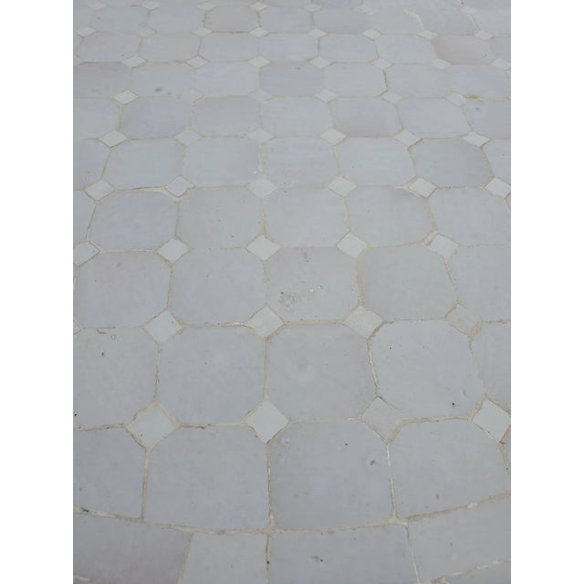 Amazing all white custom made Moroccan mosaic table measuring 32" in diameter and 29" in height. An indoor / outdoor...