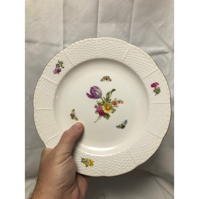 1910s Pair KPM Antique Plates For Sale - Image 5 of 5