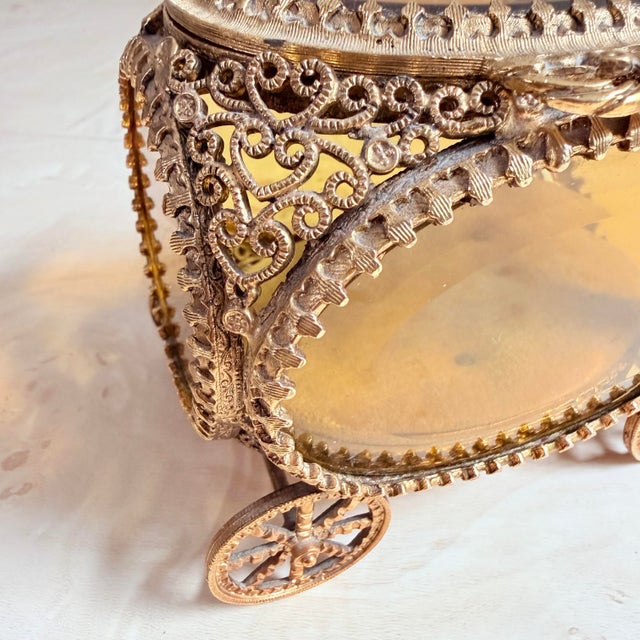 French Provincial Antique Gilt Brass Filigree Jewelry Ormolu Casket, Palais Royal Style, Carriage Form, Hand-Finished, Likely Late 19th–early 20th Century For Sale - Image 3 of 8