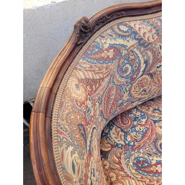 18th Century Walnut Sofa For Sale - Image 4 of 18