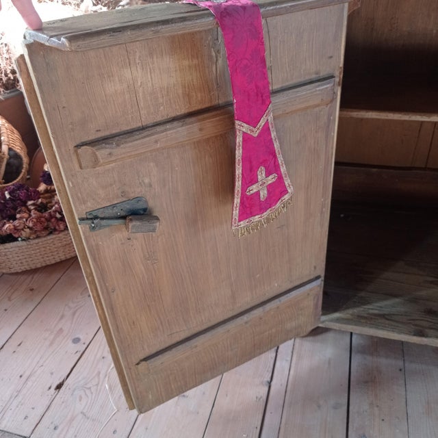 Early Baroque Cottage Church Confessional For Sale - Image 6 of 18