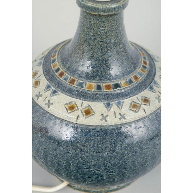 Green Glazed Textured Stoneware Table Lamp by Yngve Blixt for Höganäs, 1970s For Sale - Image 3 of 5