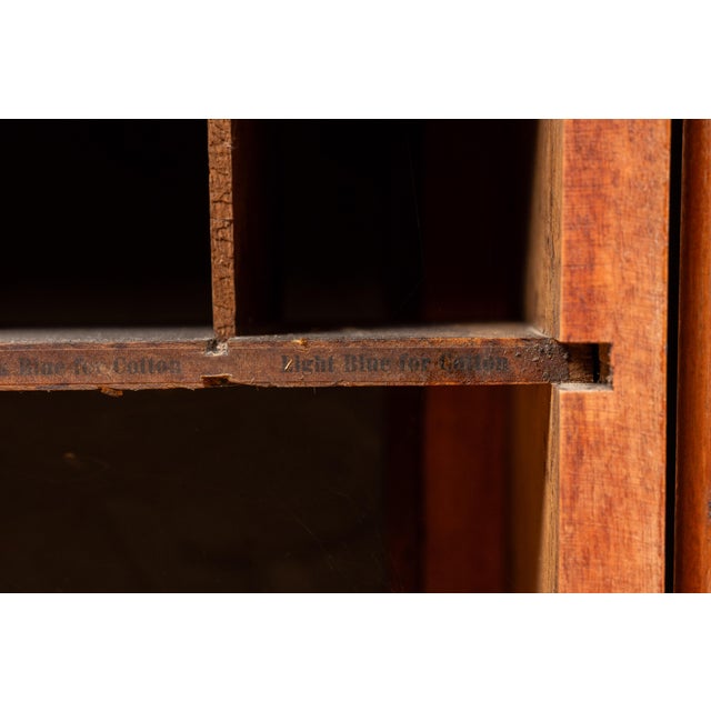 Early 20th Century Diamond Dyes Point-of-Sale Countertop Cabinet For Sale - Image 10 of 13