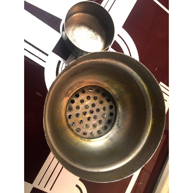 Art Deco Cobbler Type Cocktail Shaker by Anchor-Hocking in the "Rings" Pattern For Sale In Savannah - Image 6 of 7