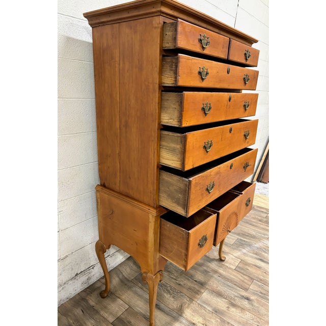 Queen Anne Antique Flat Top Curly Maple or Tiger Maple Queen Anne Highboy Chest For Sale - Image 3 of 12