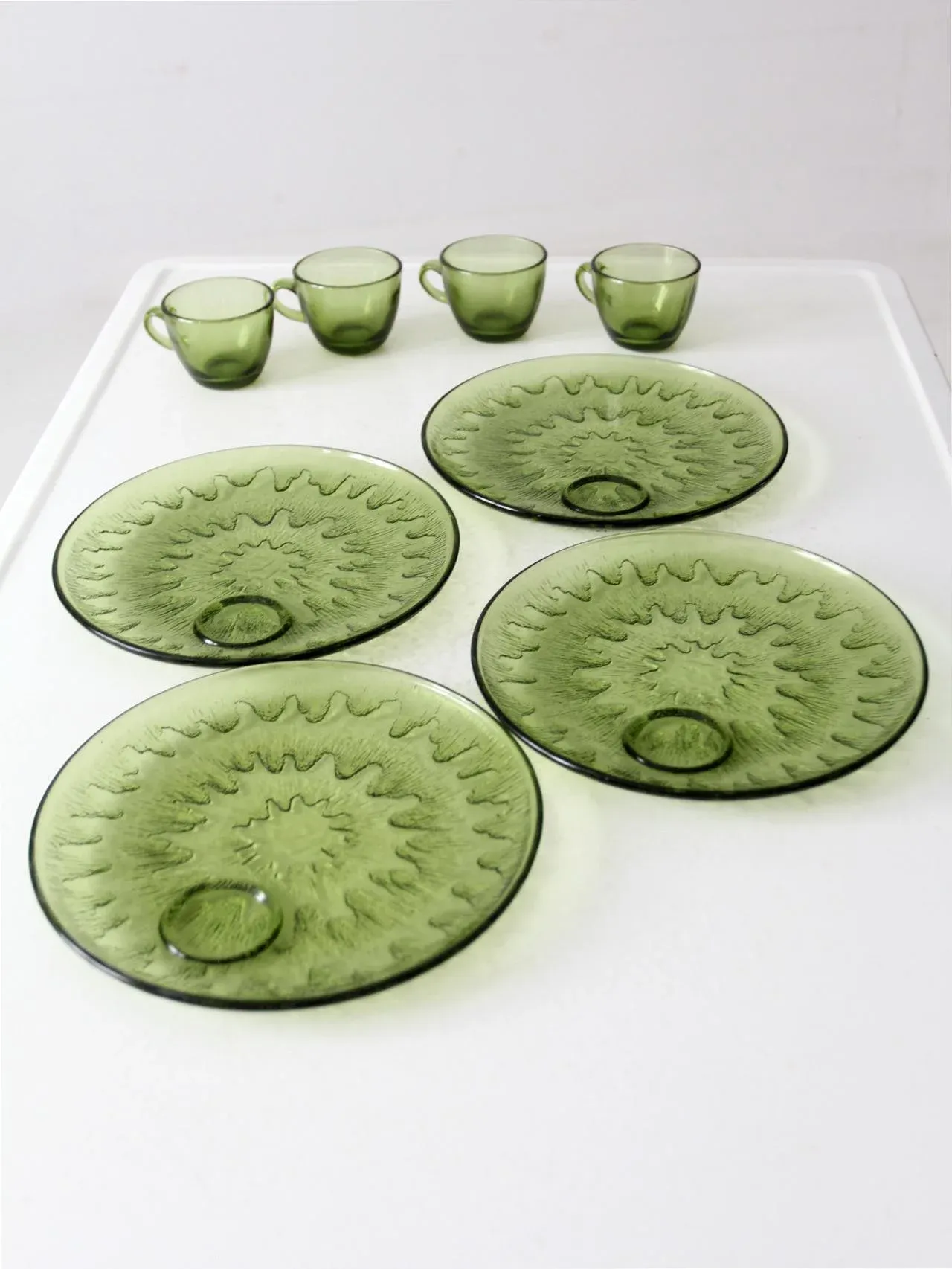 Vintage 70s Indiana Glass Sunburst Snack Set | Chairish