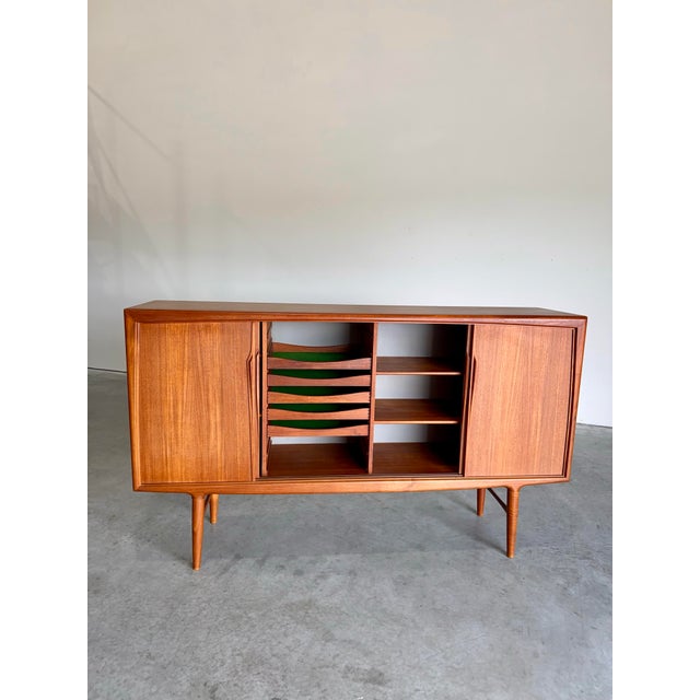 Gunni Omann Omann Jun Danish Teak Sideboard c.1960’s, Attributed For Sale - Image 4 of 12