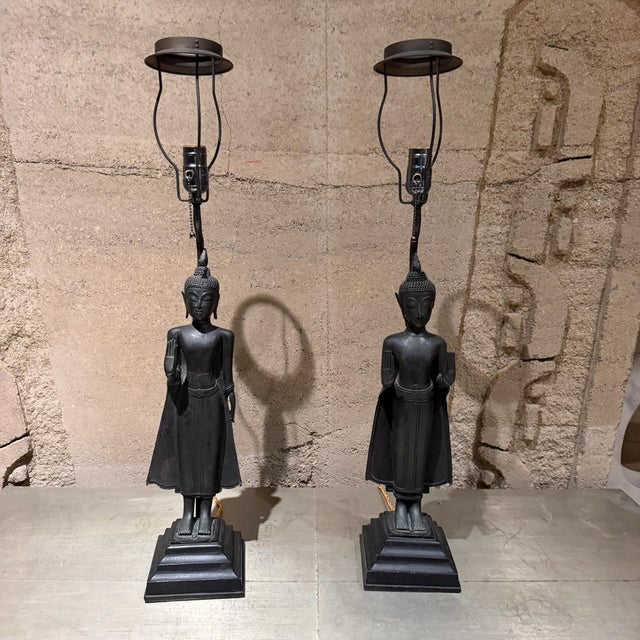 1960s Antique Thai/Khmer-Style Bronze Standing Buddha Table Lamps Hollywood Regency For Sale - Image 5 of 18