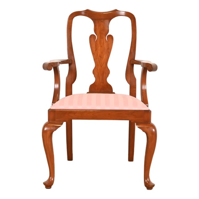Henkel Harris Queen Anne Solid Cherry Wood Armchair or Dining Captain Chair For Sale