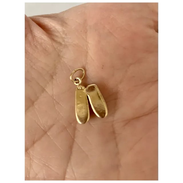 Late 20th Century 14k Gold Ballet Slippers Charm/Pendant For Sale - Image 4 of 5