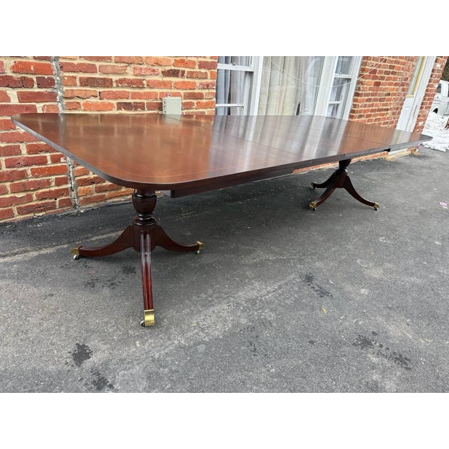 Brown Kindel Oxford Georgian Style Mahogany Double Pedestal Extension Dining Table With 4 Leaves For Sale - Image 8 of 17