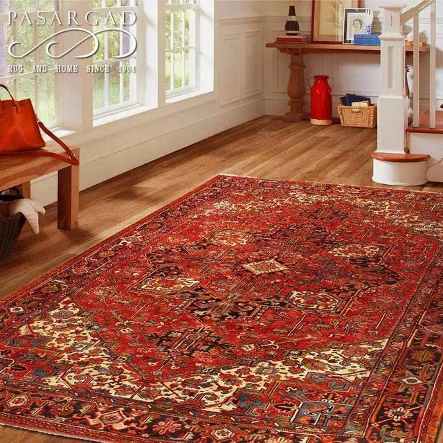 1900 - 1909 Antique Persian Heriz Rug 9'7'' X 12'7'' For Sale - Image 5 of 5